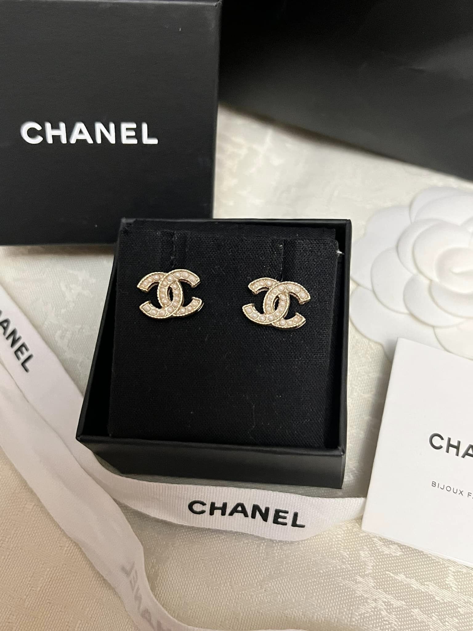 Oryginalne kolczyki Chanel CC złoto  Warszawa  Kup teraz na Allegro  Lokalnie