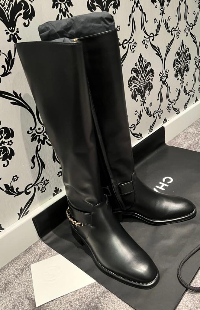 Chanel długie kozaki Plain Leather Logo Boots